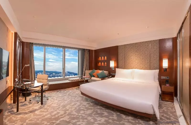 اتاق استاندارد با تخت بزرگ, Crowne Plaza Macau, An Ihg