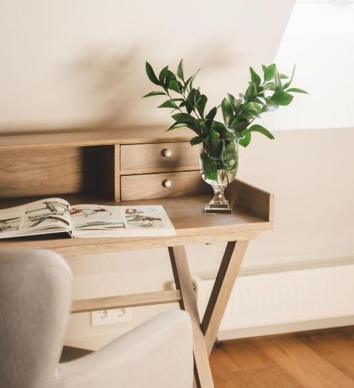 اتاق بزرگ با دسترسی به اسپا, Frost Boutique