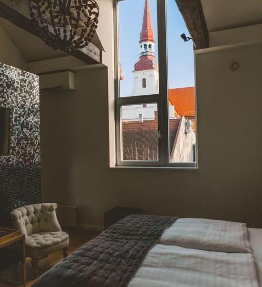 اتاق بزرگ با دسترسی به اسپا, Frost Boutique