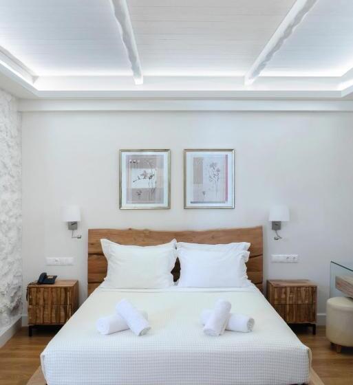 חדר משפחתי נוף לים, Karalis Beach