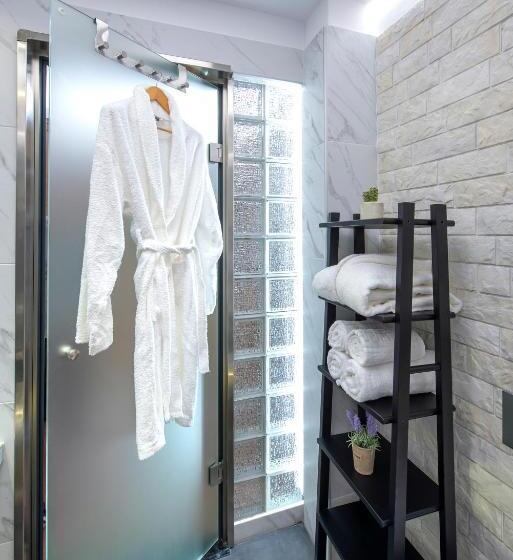 סוויטת ג'וניור נוף לים, Karalis Beach