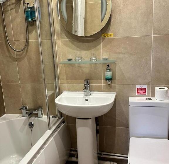 Номер Стандарт, The Swan Inn Salisbury