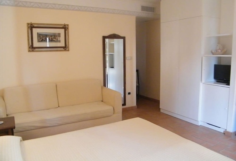 اتاق کلاسیک سه تخته, Villa Delle Meraviglie