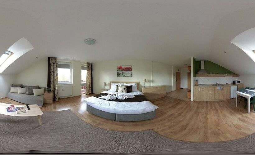 Студия Стандарт, Aplend Tatry Holiday