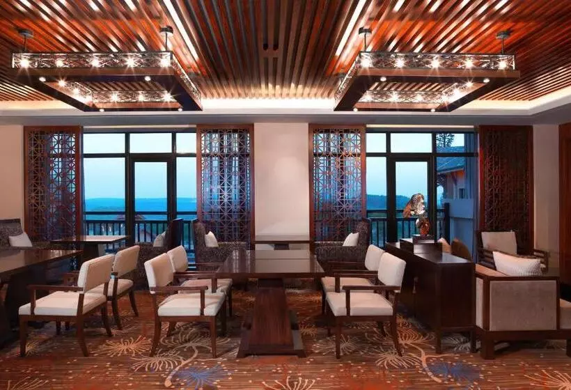 キングサイズベッドのエクゼクティブルーム, The Westin Changbaishan Resort