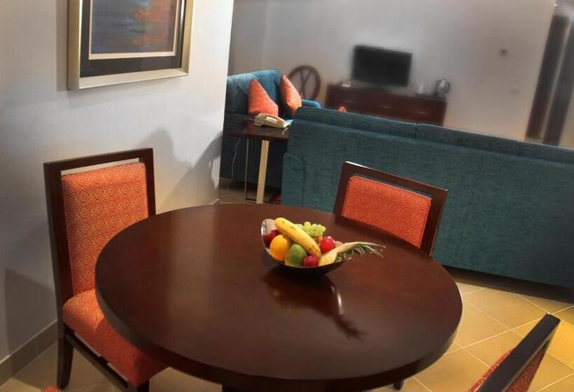 家庭间侧面带海景, Tolip Hotel Alexandria