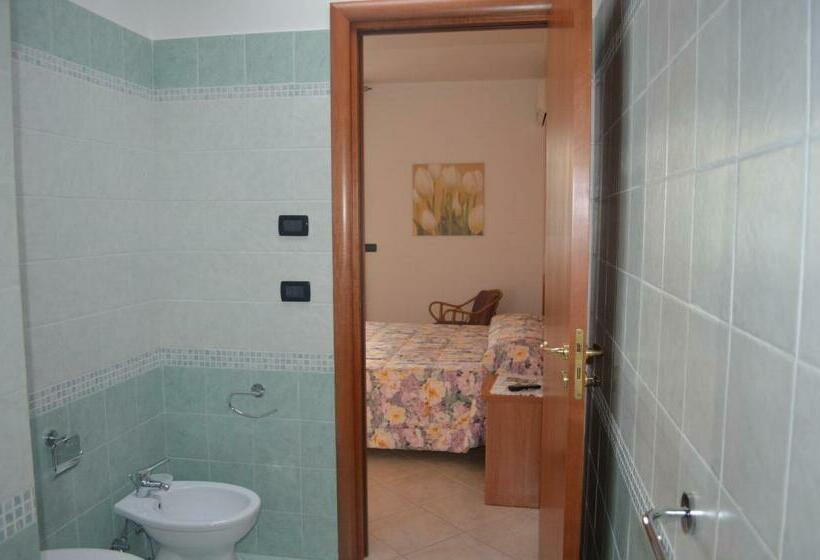 バルコニー付きスタンダードルーム, B&b Marina