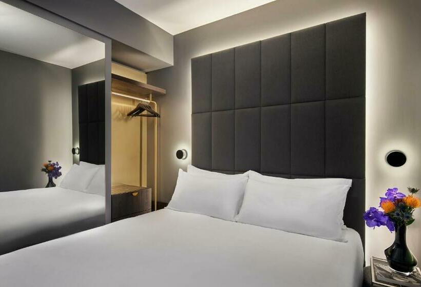 Номер Стандарт, Amano Covent Garden