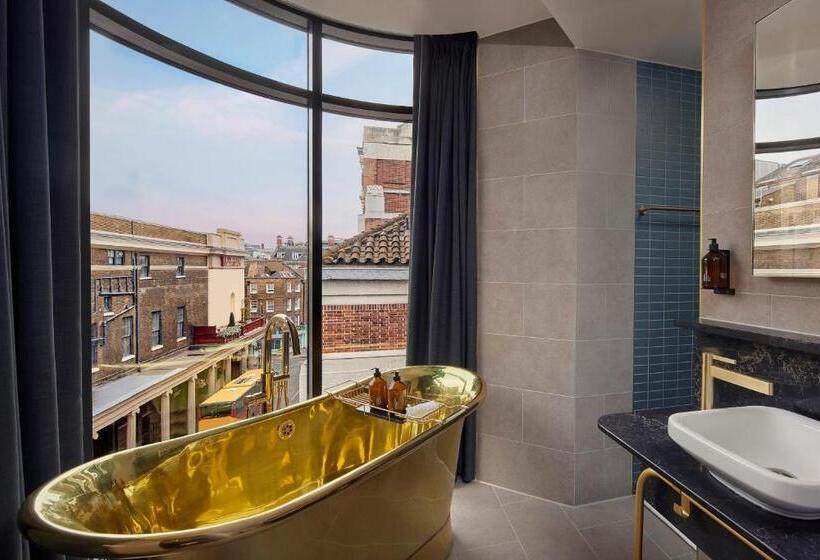 Номер Deluxe, Amano Covent Garden