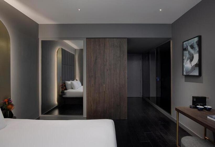 Номер Стандарт Трехместный, Amano Covent Garden