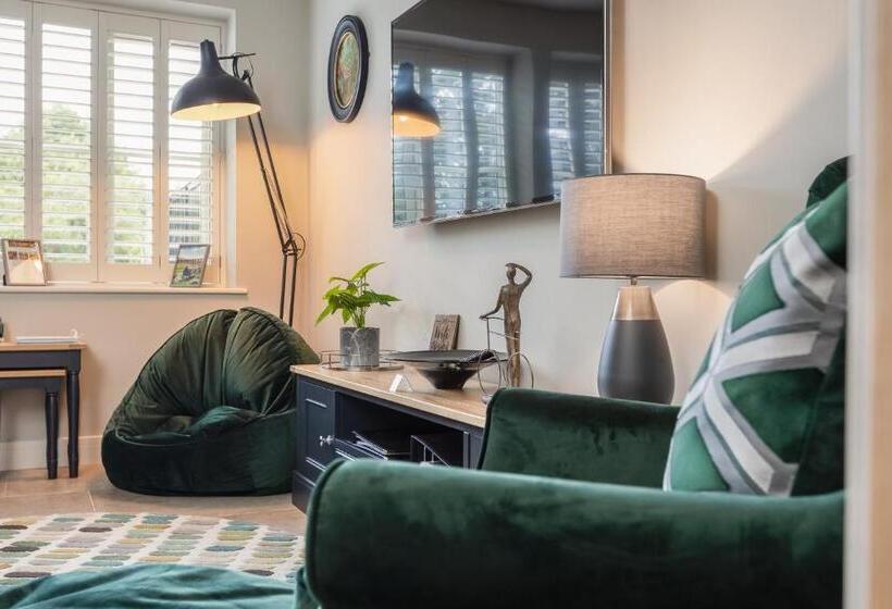 בית, 4 חדרי שינה, Hilltop Snug Cosy Family Home In Bustling Town Of Pateley Bridge In The Yorkshire Dales Book The C