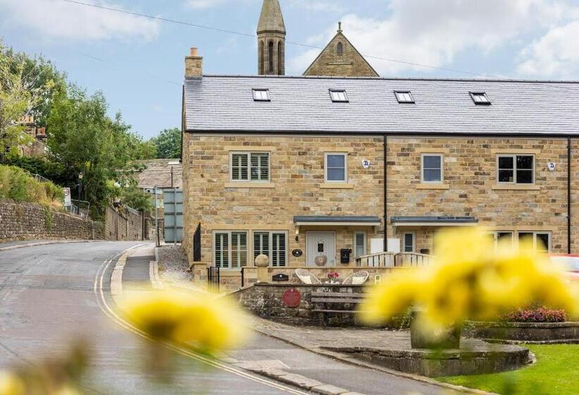 בית, 3 חדרי שינה, Hilltop Snug Cosy Family Home In Bustling Town Of Pateley Bridge In The Yorkshire Dales Book The C