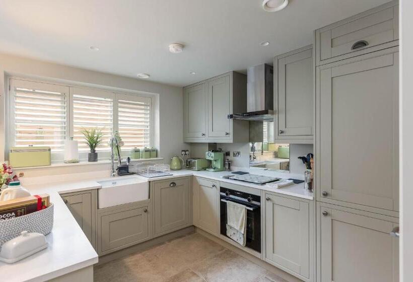 בית, 2 חדרי שינה, Hilltop Snug Cosy Family Home In Bustling Town Of Pateley Bridge In The Yorkshire Dales Book The C