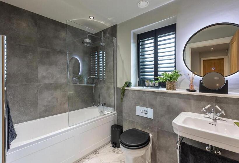 בית, 3 חדרי שינה, Hilltop Snug Cosy Family Home In Bustling Town Of Pateley Bridge In The Yorkshire Dales Book The C