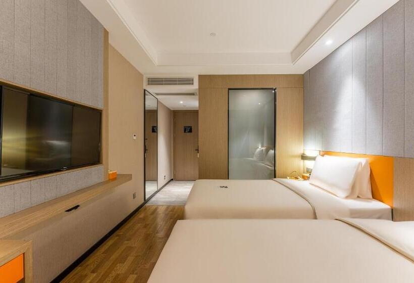 Номер Superior, Atour X Hotel Xiamen Zhongshan Road Ferry Wharf