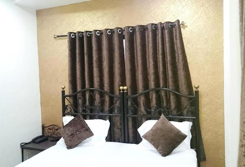 اتاق سوپریور, Preetam Aurangabad