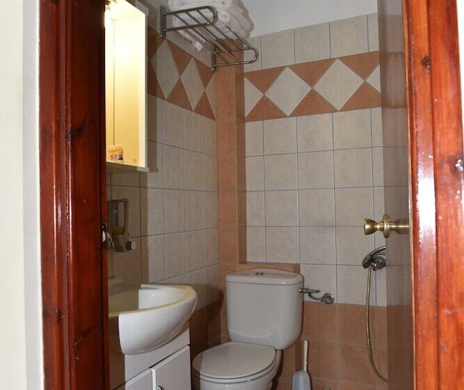 اتاق استاندارد, 40 Platania