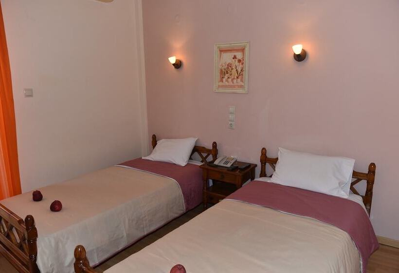 اتاق استاندارد, 40 Platania