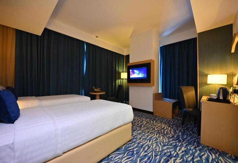 سوئیت رویال, Harbour Suites