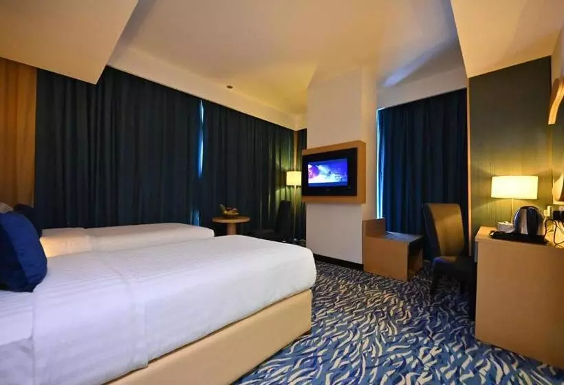 سوئیت رویال, Harbour Suites