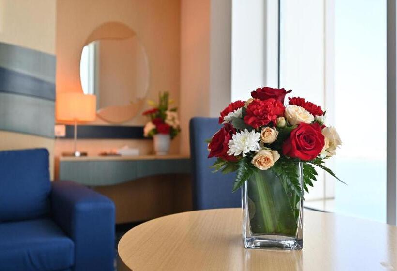 سوییت لوکس, Harbour Suites