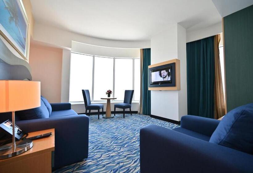 سوییت لوکس, Harbour Suites