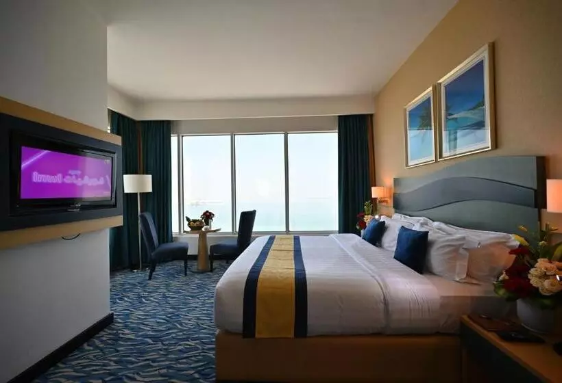 اتاق لوکس با تخت بزرگ, Harbour Suites