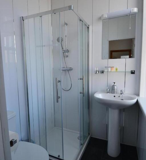 חדר סטנדרט, 33