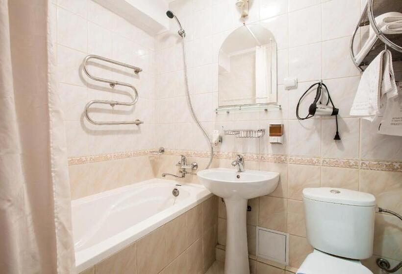 اتاق سوپریور یک تخته, Bukovyna