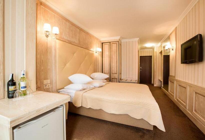 חדר סופריור, Bukovyna