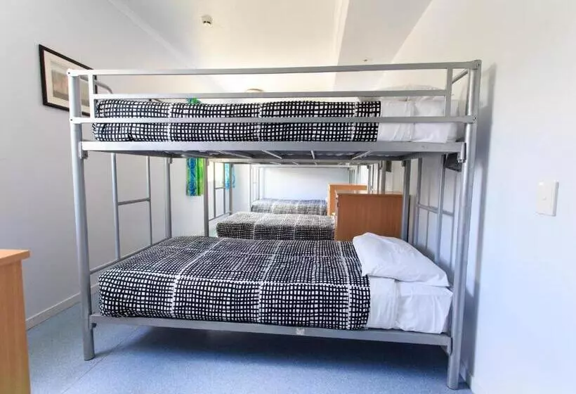 ルームシェアのワンベッド, Yha Cairns Central