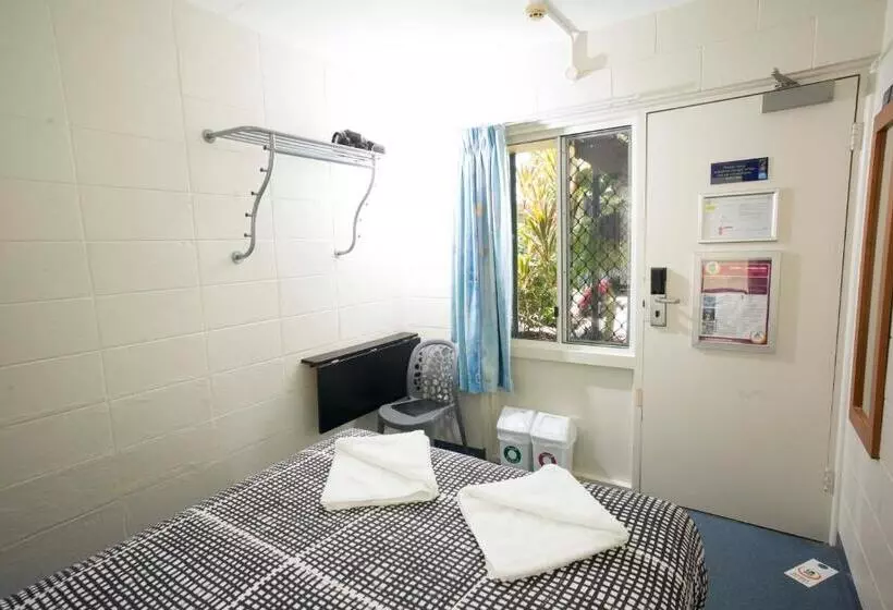 バス共有のスタンダードルーム, Yha Cairns Central