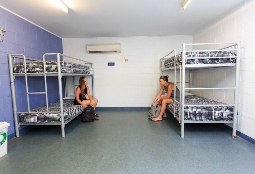 공동 객실, Yha Cairns Central