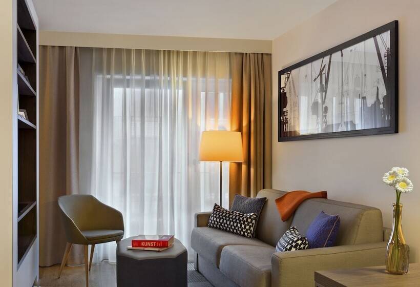 豪华工作室, Citadines Michel Hamburg