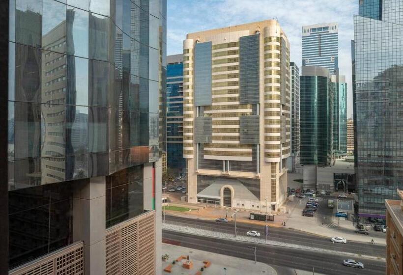 キングサイズベッドのスタンダードルーム, Courtyard By Marriott World Trade Center, Abu Dhabi