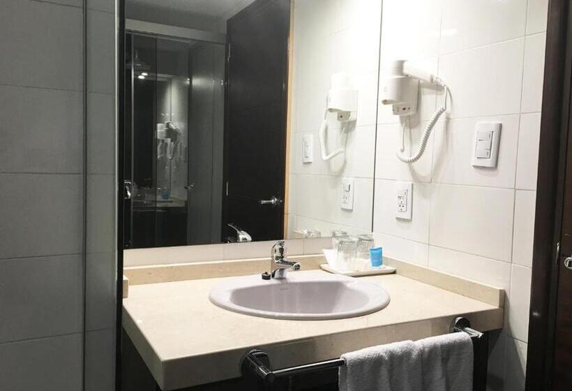 جناح, Crystal Tower