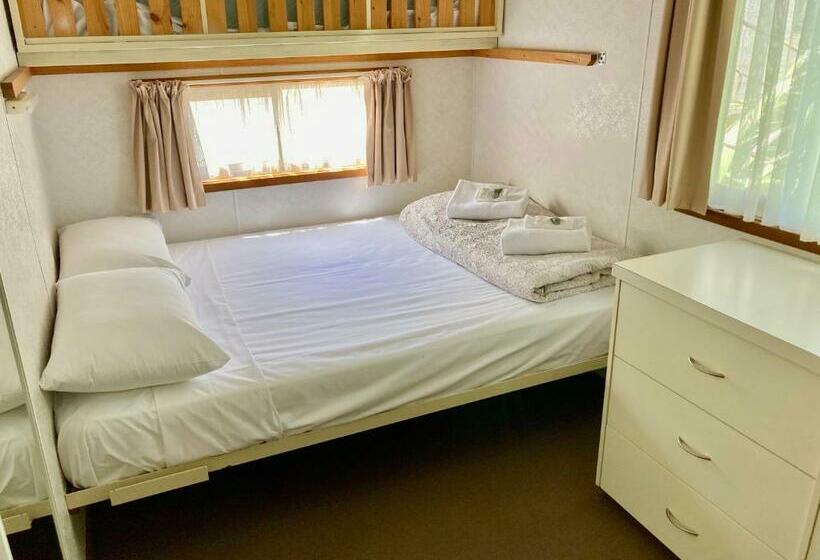 小室, Daysy Hill Country Cottages
