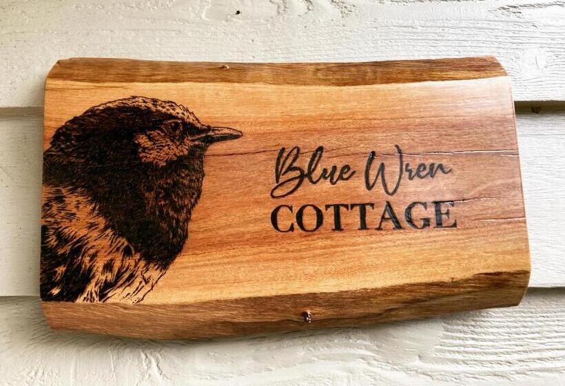 小室, Daysy Hill Country Cottages