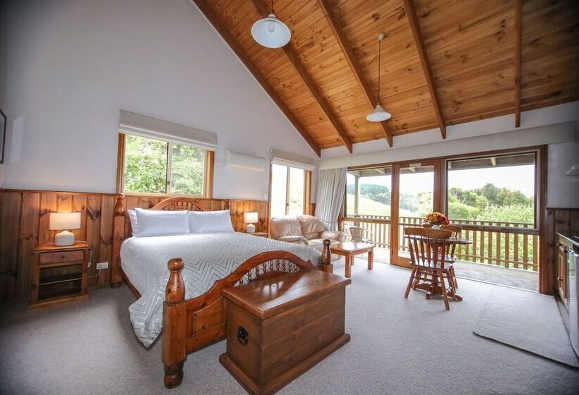 带按摩浴盆的套房, Daysy Hill Country Cottages