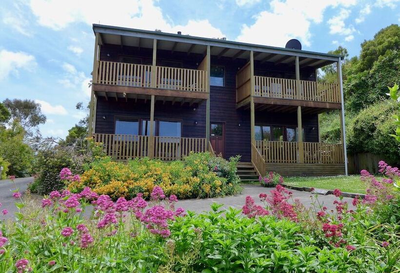 جناح مزود بجاكوزى, Daysy Hill Country Cottages