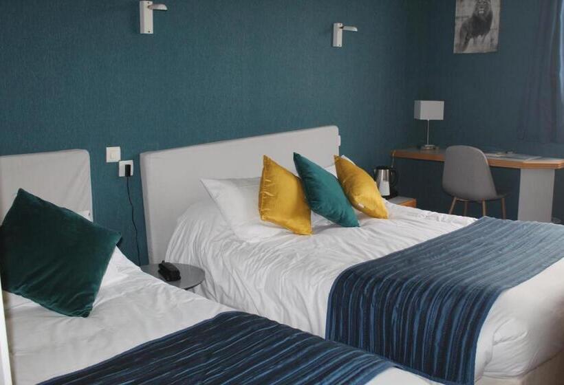 Номер Стандарт Трехместный, Appart Hôtel La Roche-Posay