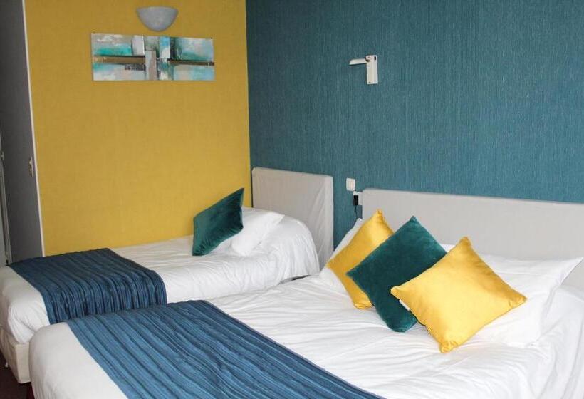 غرفة قياسية ثلاثية, Appart Hôtel La Roche-Posay