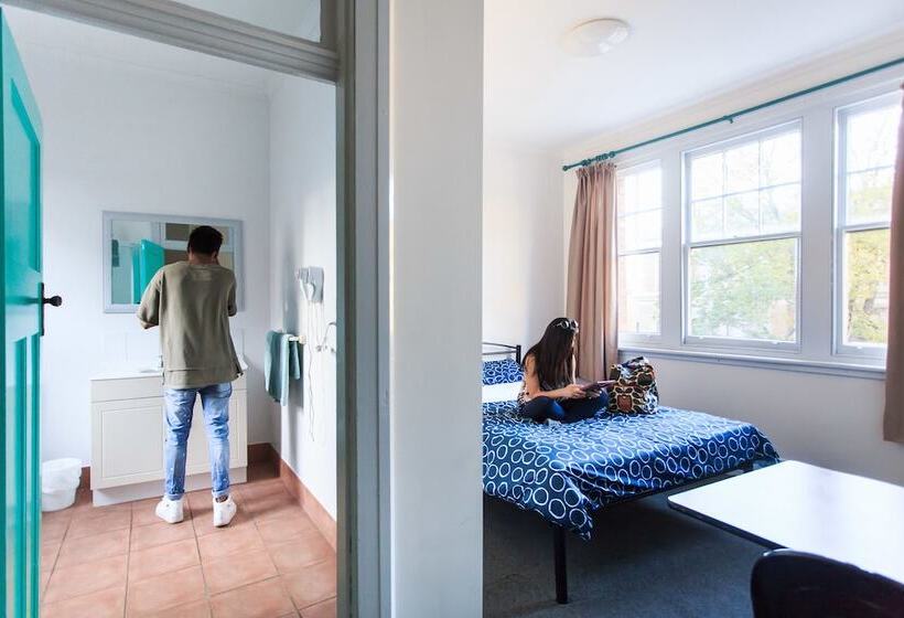 スタンダードルーム, Yha Hobart Central