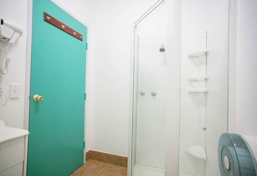 バス共有のスタンダードルーム, Yha Hobart Central