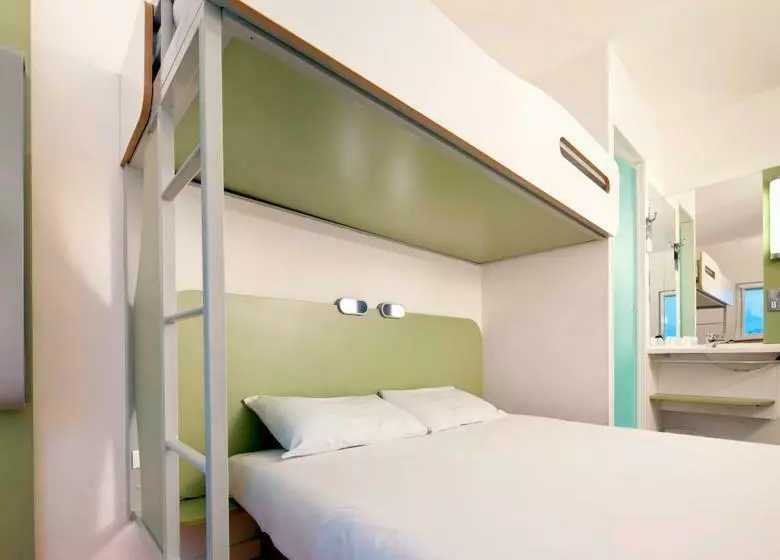 اتاق استاندارد سه نفره, Ibis Budget Southampton Centre