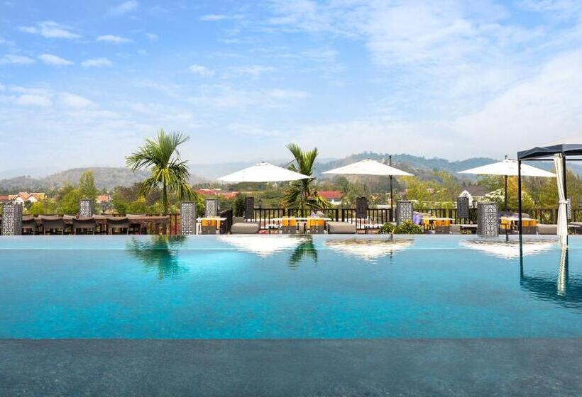스위트 킹사이즈 침대, Kiridara Luang Prabang