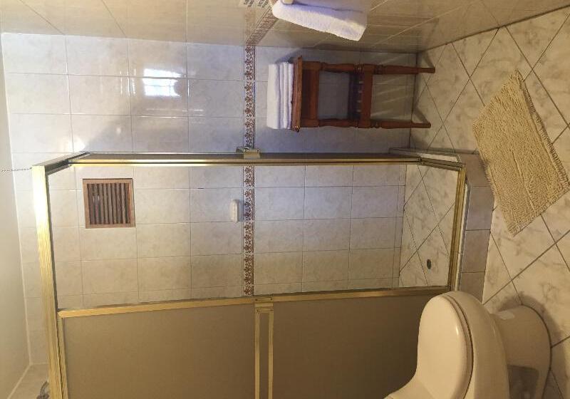 スタンダードトリプルルーム, Midori