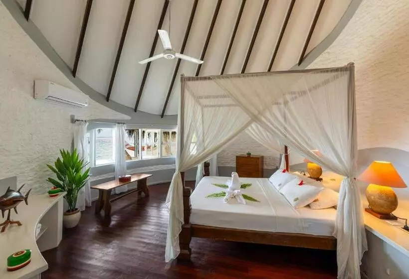 ویلای لوکس 1 خوابه, Nika Island Resort & Spa, Maldives