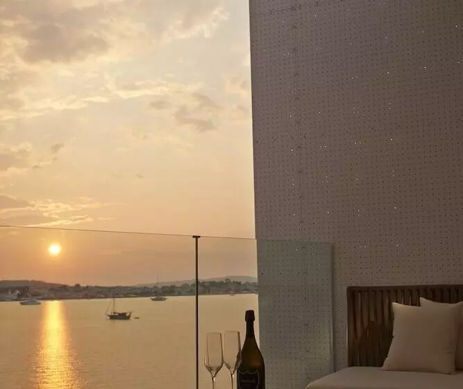 オーシャンビュースイート, Nikki Beach Resort & Spa Porto Heli