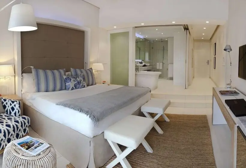 اتاق پریمیوم با چشم‌انداز باغ, Radisson Blu Azuri Resort & Spa